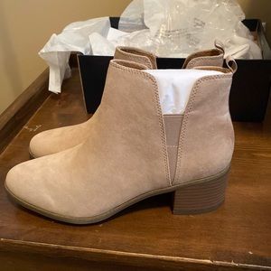 Brand new Dr.Schools booties